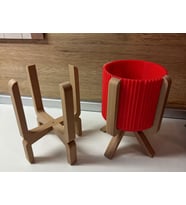 3D Baskı Ayaklı Çizgili Saksı - Bej Standlı Dekoratif Saksı - Kırmızı