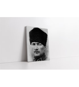 Kalpaklı Atatürk