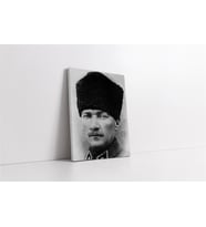 Kalpaklı Atatürk