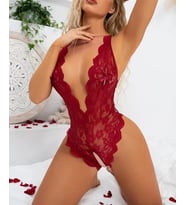 Jesica Dantelli Özel Bölgesi Açık Arkası Açık Göğüs Ucu Dekolteli Fantezi Bodysuit- 47/48/49 (Bordo)