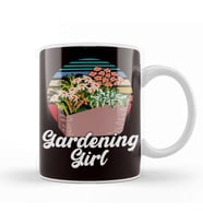 Gardening Girl Garden Gardener Landscaper Plants Flowers Kupa Bardak Porselen