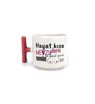 Senin En Güzel Yerin Memelerin Baskılı Kırmızı Kulplu T Kupa - Komik Hediye Bardak Fincan Mug