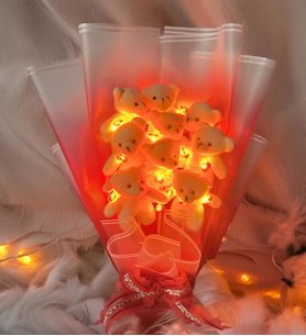 SOLE Sevgiliye Özel Kalp Led Işıklı Elegance 9 Peluş Ayıcık Buketi (Kırmızı)