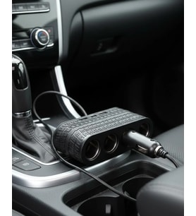 Araç Çakmak Çoklayıcı 4 Çıkışlı 2 Usb Ve Type C Girişli Çok Fonksiyonlu Şarj Ünitesi