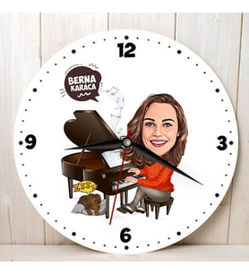 Piyanist Kadına Hediye Kişiye Özel Karikatürlü Duvar Saati