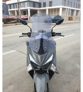 MOTOCAM Volta Apec Apx5 Ön Cam 2023-2026 Model 68cm Füme Renkli 4mm ORTA BOYLU