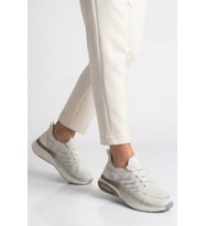 Voyager Beyaz Geniş Kalıp Anorak Hafızalı Rahat Tabanlı Kadın Yürüyüş ve Spor Ayakkabı Sneaker B264 Z