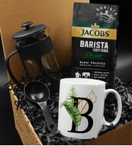 Kişiye Özel Harf Kupa & Jacobs Barista Filtre Kahve & French Press Hediye Seti