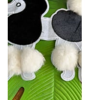 26X24 CM KEÇE PONPONLU SÜS KÖPEĞİ ARMA DİKİŞ GİYİM AKSESUARI