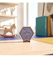 Minimalist Dağ ve Duygusal Mesajlı Dekoratif Obje, Çalışma Alanları İçin Şık, Özgün ve Manevi Değeri Olan Süs 10x10 cm, Mor