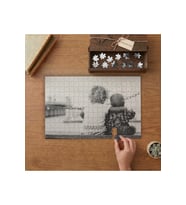 Kardeş Sevgisi- İki Kardeş Tasarımı 240 parça Ahşap Puzzle Ahşap Kutuda MP01026