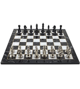 GiftHome Premium Black Metal Klasik Satranç Takımı ve Katlanır Mermer Desenli MDF Tahtası (43X43 cm.)