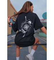 Tasarım Sırt Pusula Baskılı Tshirt (STD)