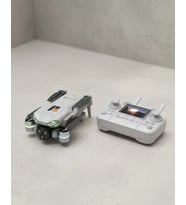 Tek Tuşla Kalkış İniş Özellikli Katlanabilir Drone