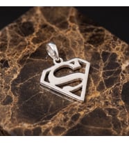 Gümüş Superman Kolye Ucu 925 Ayar Gümüş Superman Amblemli Unisex Kolye Ucu S Harf Kolye
