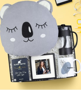 Kişiye Özel Kupa & Peluş Koala Yastık & Siyah Paspartulu Çerçeve & Filtre Kahve & French Press İş Arkadaşına Hediye Seti