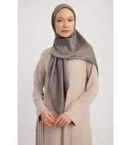Wafa A1111 Jakarlı Parlak Saten Eşarp 110x110cm - Bej (Füme)