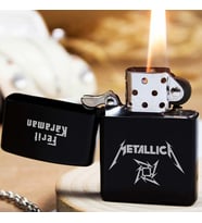 Kişiye Özel İsimli Benzinli Siyah Zippo Çakmak - Metalica Baskılı