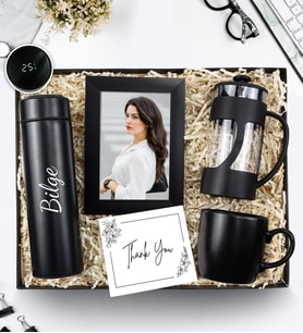Kişiye Özel 500 ML Siyah Dereceli Termos & Siyah Çerçeve & Siyah French Press & Siyah Mat Kupa Hediye Seti