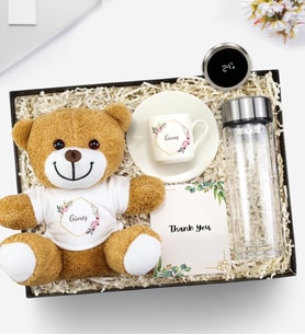 Kişiye Özel Tasarım Fincan & Tasarımlı Peluş Ayıcık & Derece Göstergeli Çift Cidarlı 300ml Cam Matara Hediye Seti