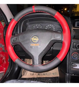 DİKİŞLİ DİREKSİYON KILIFI SİYAH / KIRMIZI DERİ KIRMIZI YÜZÜK KIRMIZI DİKİŞLİ OPEL ASTRA İÇİN