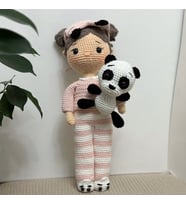 Pijamalı Kız Ve Pandacık El Örgüsü Amigurumi Oyuncak