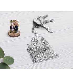 BK Gift Kişiye Özel Tam Boy Karakalem Aile Şeffaf Pleksi Anahtarlık-3 (Beyaz)