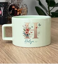 Kişiye Özel Çiçekli Kelebekli H Harfli Hediye Pastel Fincan İsimli İsim Yazılı (Yeşil)