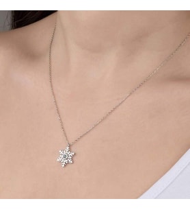SWAROVSKİ TAŞLI KAR TANESİ 925 AYAR GÜMÜŞ KOLYE