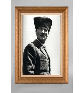 Altın Varaklı Paspartulu Çerçeveli Atatürk Tablo nt1165
