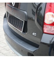 Dacia Duster Arka Tampon Eşiği Abs Plastik 2010-2017 (Siyah - Beyaz)