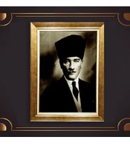 Özel Seri Paspartulu Çerçeveli Atatürk Tablo l641 (Gold)