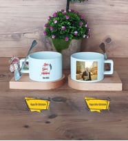 Yazı İşleri Müdürü Kupa Bardak Ahşap Altlıklı Kısa Fotoğraflı