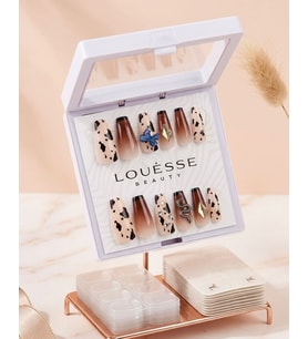 Louésse Wild Charm Takma Tırnak Seti 12’li Leopar Desenli Ombre Taşlı Trend Model