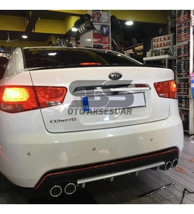  Kia Cerato  Piano Black Bagaj Üstü Spoiler Bagaj Çıtası