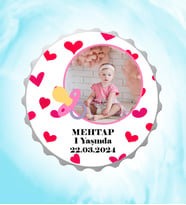 Kişiye Özel Kız Bebek Resimli İsimli Kalp Emzikli Kapak Magnet Açacak