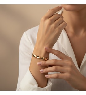 STİL İNCİSİ/XUPING JEWELRY BURGU MODEL KELEPÇE