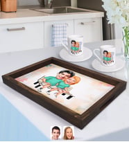 BK Gift Kişiye Özel Sevgililer Karikatürlü Doğal Ahşap Tepsi ve 2’li Kahve Fincan Seti-55