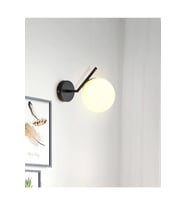 Modern Siyah Gövde Beyaz Cam Aplikür ile şıklık ve fonksiyonellik