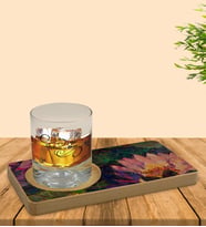 BK Gift Kişiye Özel Modern Art Tasarımlı Doğal Ahşap Tabaklı Viski Bardağı Sunum Seti Model 21