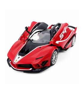 Rastar 1:14 Uzaktan Kumandalı Ferrari FXX K Evo Araba 34 cm.