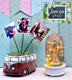 Kişiye Özel Hediye Seti 3 Fotoğraflı Bordo Vosvos Saksı ve Led Işıklı Fanus (Model 7)