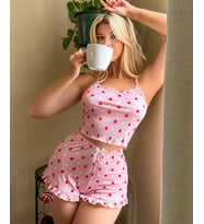 Lily Bianca Pembe Çilek ve Çiçek Desenli %100 Pamuk İnce Askılı Büstiyer Şort Takım