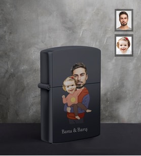 Kişiye Özel Babalar Günü Baba Kız Çocuk Karikatürlü UV Siyah Benzinli Cakmak Model-1