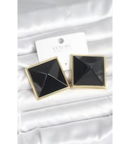 Pirinç Gold Renk Siyah Piramit Model Kadın Küpe - Tj-Bkp11385