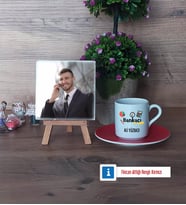 Bankacı Fotoğraflı Dekoratif Taş, Ahşap Altlıklı Türk Kahvesi Fincanı Hediye (Model 3)