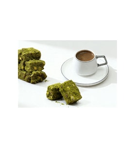 Antep Fıstıklı Pasta Tatlı - 500 Gr