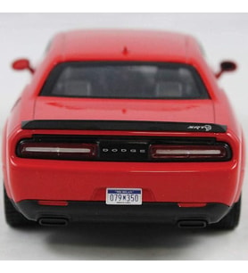 MotorMax 2018 Dodge Challenger SRT Hellcat Widebody 1/24 Kırmızı Model Araba
