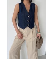 Düğmeli ve Kısa Boylu Dar Kalıplı Cepsiz Kolsuz Kadın Kot Yelek Slaplı Lacivert Denim (Koyu Mavi)