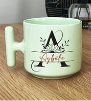 Kişiye Özel Ayçiçek A Harfli Hediye Pastel T Kupa İsme Özel İsim Yazılı İsimli (Yeşil)